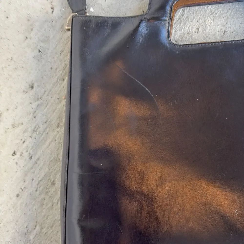 Ferragamo shoulder bag - Picture 4 of 13